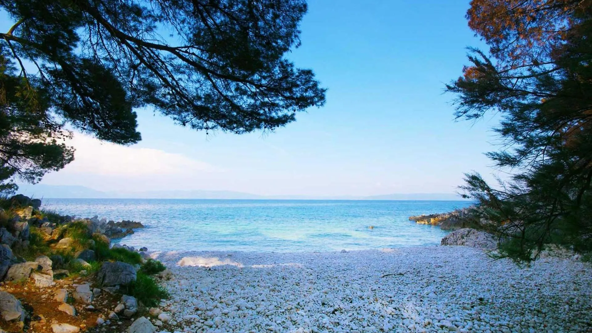 Villa Mediterranea, An Idyllic New Villa With A Mediterranean Touch Vinez Дом отдыха